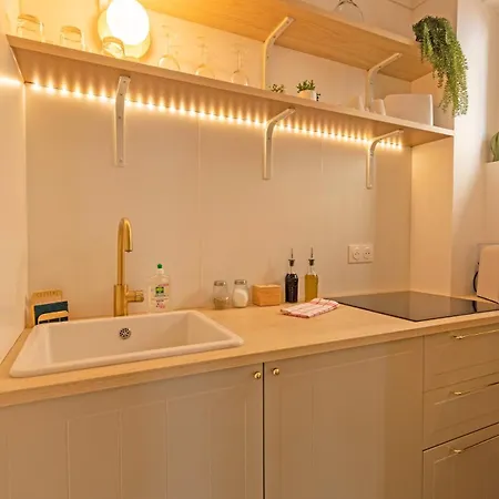 Le Nid Hyper-centre - Stadium - Parking & Wifi Apartment *